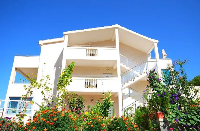 Jaz Apartments